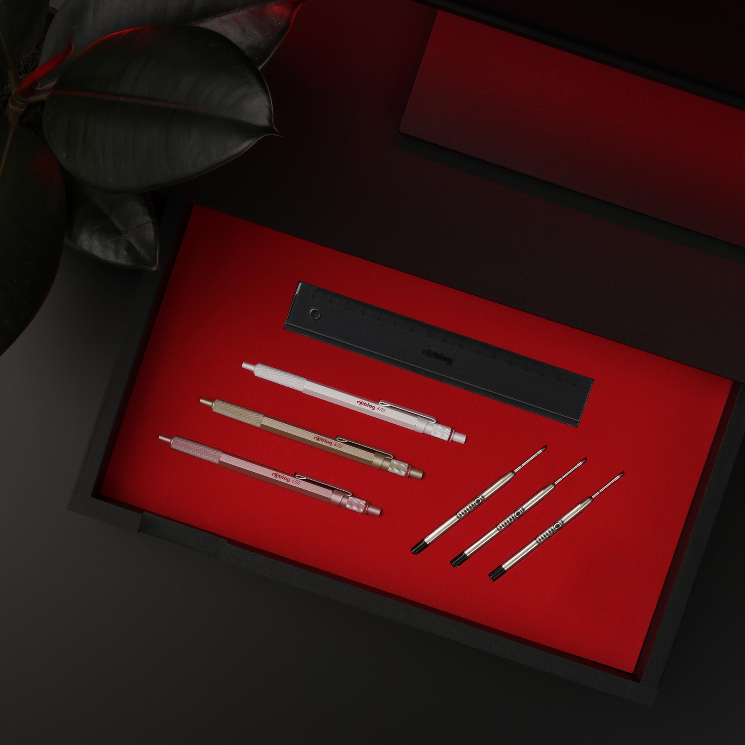 rotring-600-kugelschreiber-perlwei-mittlere-spitze-schwarze-tinte image 7