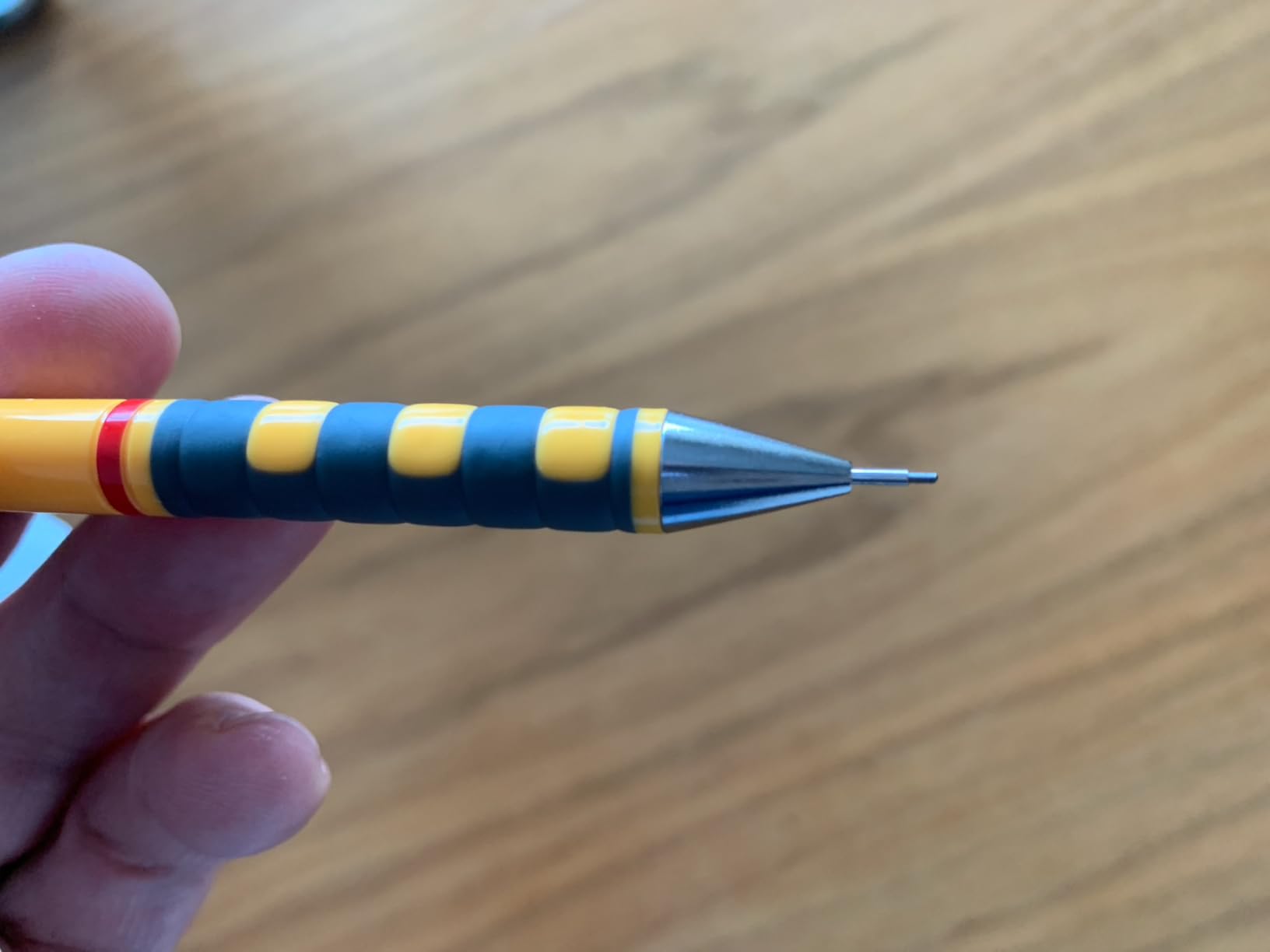 feier die farbe übel